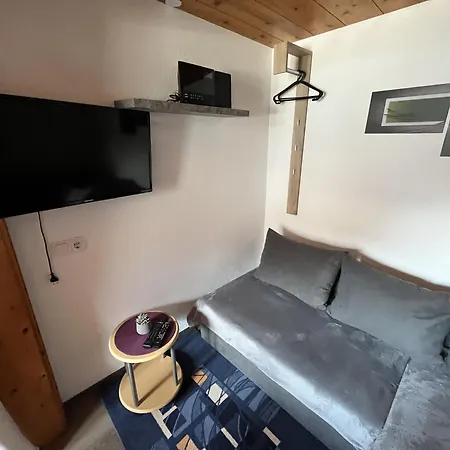 Familie Thomas Und Angelika Melmer Appartement